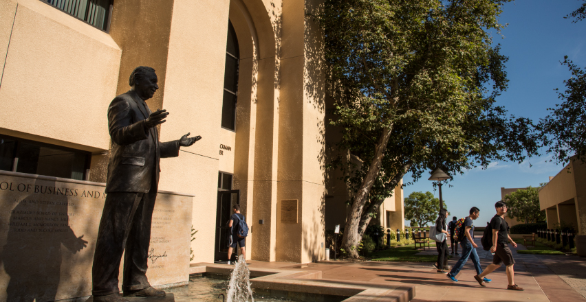 Pepperdine Graziadio students, Malibu Campus